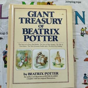 Giant Treasury Of Beatrix Potter Book Hard Cover 1984 Excellent Condition
